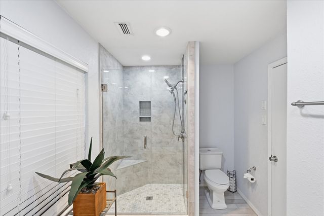 919 Green Hills Road, Duncanville, TX 75137