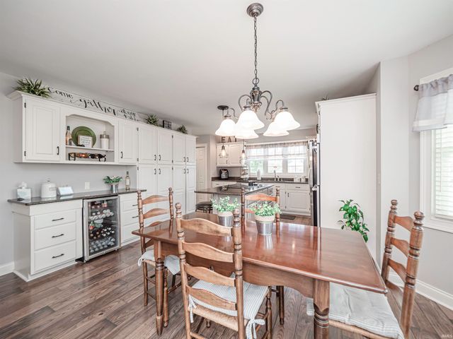 2688 Briarcliff Drive, Newburgh, IN 47630