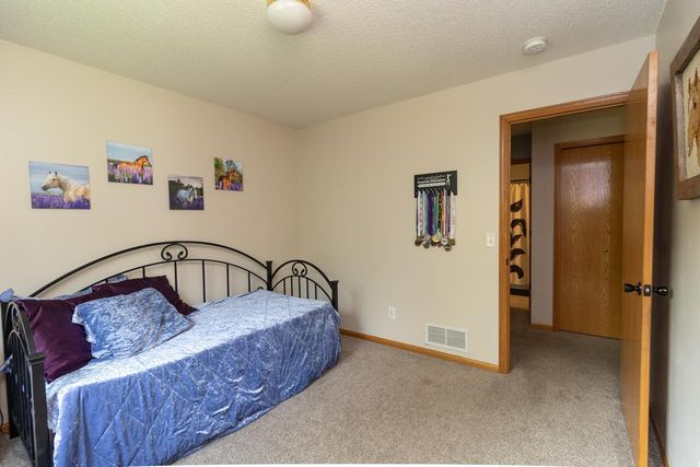 536 5th Avenue SW, Lonsdale, MN 55046