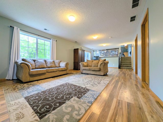 536 5th Avenue SW, Lonsdale, MN 55046