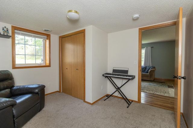 536 5th Avenue SW, Lonsdale, MN 55046