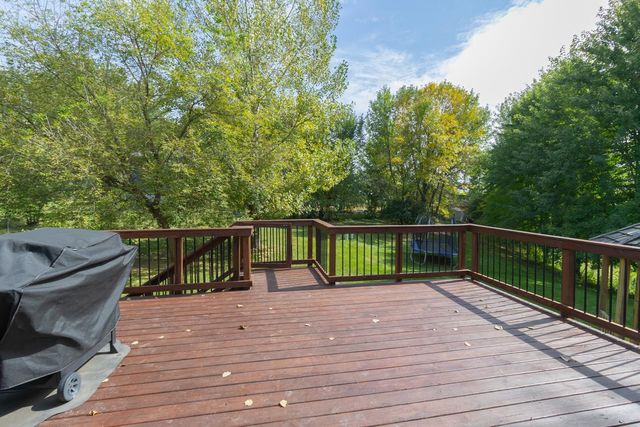 536 5th Avenue SW, Lonsdale, MN 55046