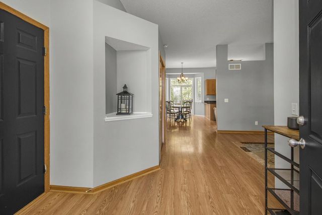 536 5th Avenue SW, Lonsdale, MN 55046