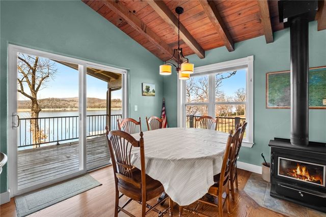 10843 Red Bluff Road, Garfield, AR 72732