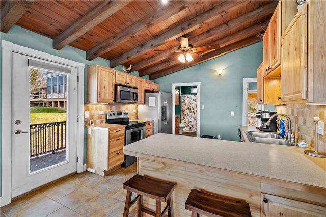 10843 Red Bluff Road, Garfield, AR 72732