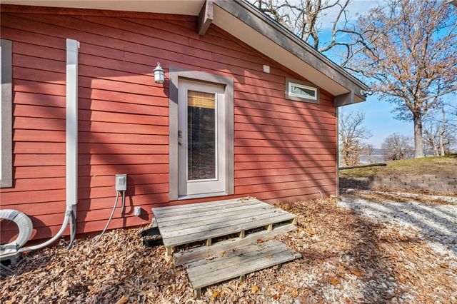 10843 Red Bluff Road, Garfield, AR 72732