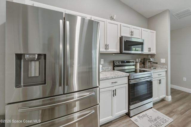 270 Buzby Street SE, Palm Bay, FL 32909