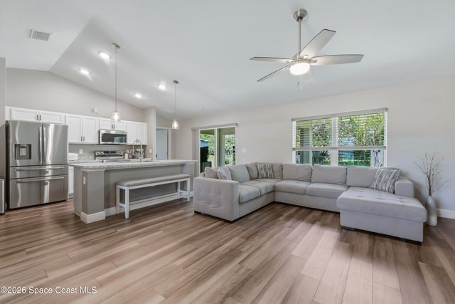 270 Buzby Street SE, Palm Bay, FL 32909