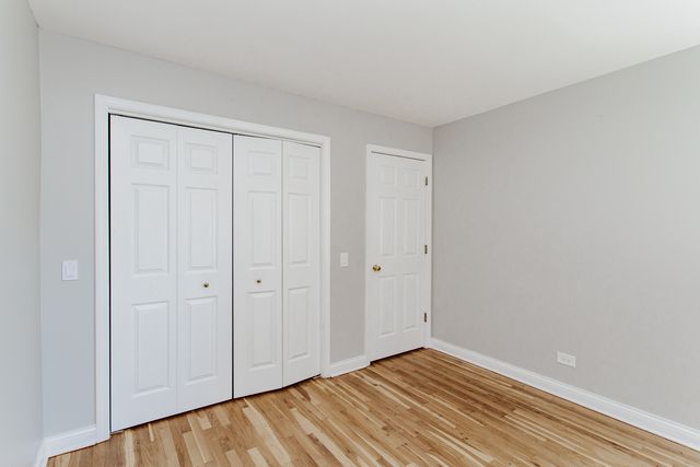 4976 N MILWAUKEE Avenue 201, Chicago, IL 60630