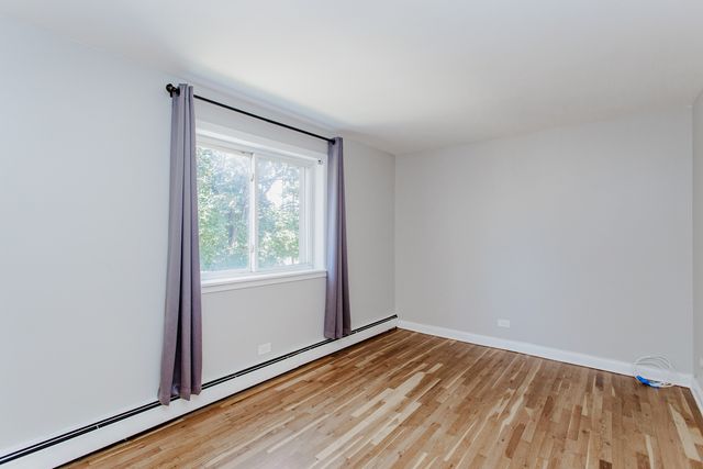 4976 N MILWAUKEE Avenue 201, Chicago, IL 60630