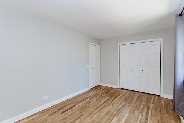 4976 N MILWAUKEE Avenue 201, Chicago, IL 60630