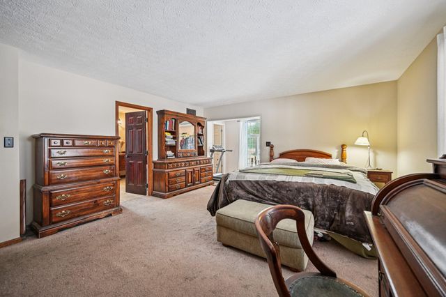 11295 Pickerington Road NW, Pickerington, OH 43147