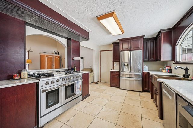 11295 Pickerington Road NW, Pickerington, OH 43147