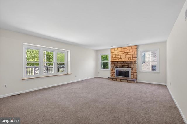 117 OXFORD LN, North Wales, PA 19454
