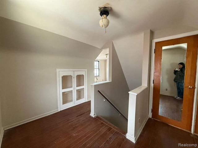 20231 Moross Road, Detroit, MI 48224