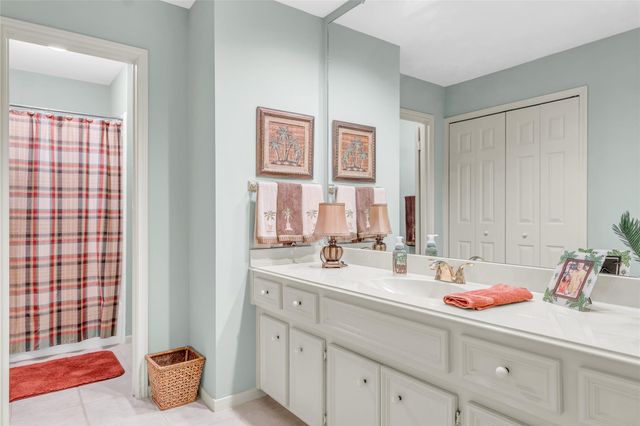 14203 Verde Mar Lane, Houston, TX 77095