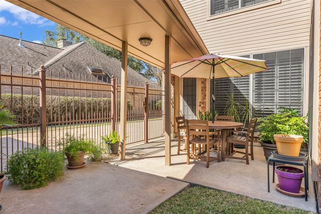 14203 Verde Mar Lane, Houston, TX 77095