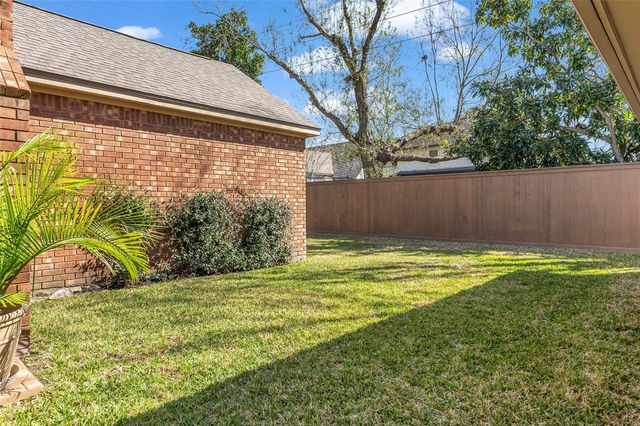 14203 Verde Mar Lane, Houston, TX 77095