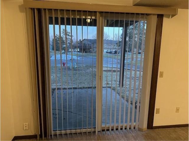 2870 Castleford Court, Saint Paul, MN 55125