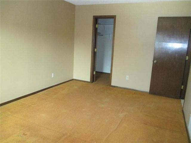 2870 Castleford Court, Saint Paul, MN 55125