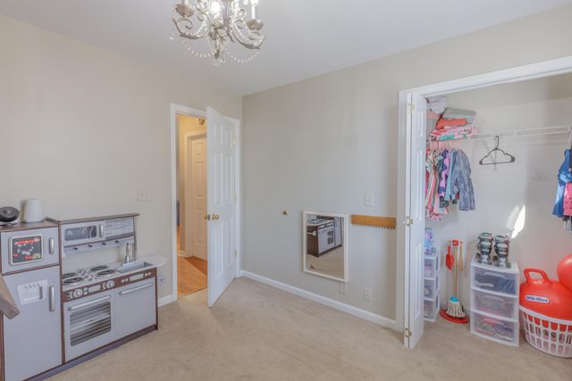 182 Century Drive, Rossville, GA 30741