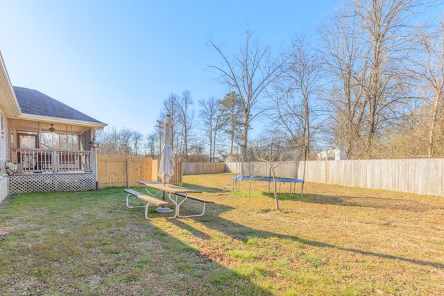 182 Century Drive, Rossville, GA 30741