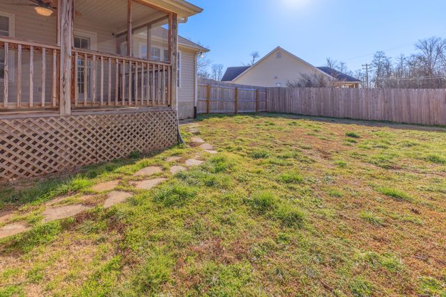 182 Century Drive, Rossville, GA 30741