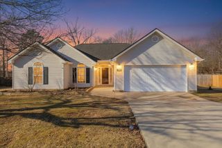 182 Century Drive, Rossville, GA 30741