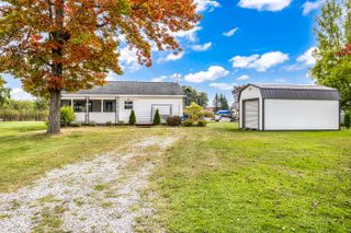 13510 W Shore Drive, Houghton Lake, MI 48629