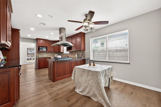 4230 Annawood Circle, Spring, TX 77388