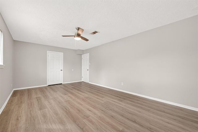 4230 Annawood Circle, Spring, TX 77388