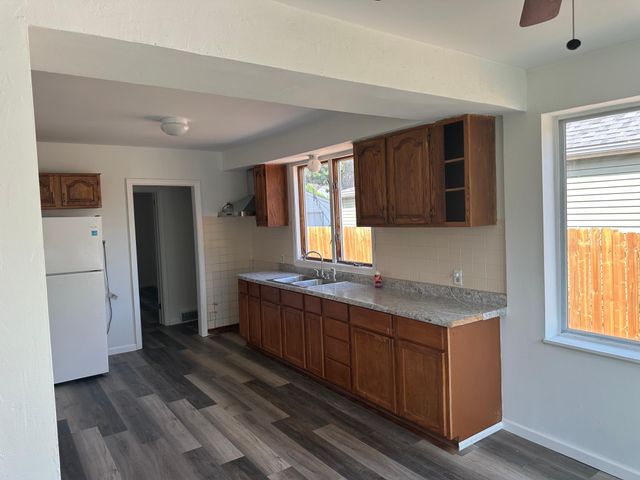 919 3rd Street E, Saint Paul, MN 55106