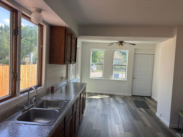919 3rd Street E, Saint Paul, MN 55106