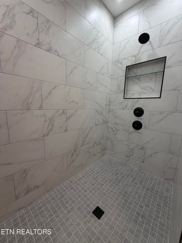 231 Tuttle Lane, Crossville, TN 38571