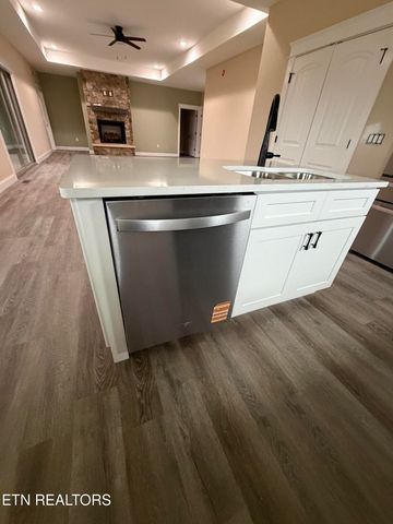 231 Tuttle Lane, Crossville, TN 38571