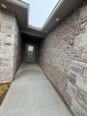 231 Tuttle Lane, Crossville, TN 38571