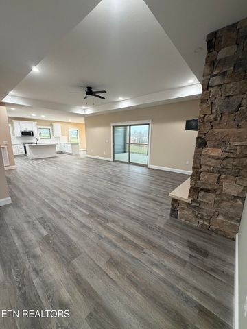 231 Tuttle Lane, Crossville, TN 38571