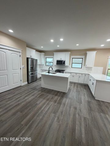 231 Tuttle Lane, Crossville, TN 38571