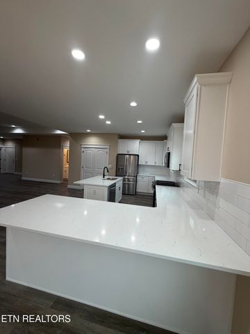 231 Tuttle Lane, Crossville, TN 38571