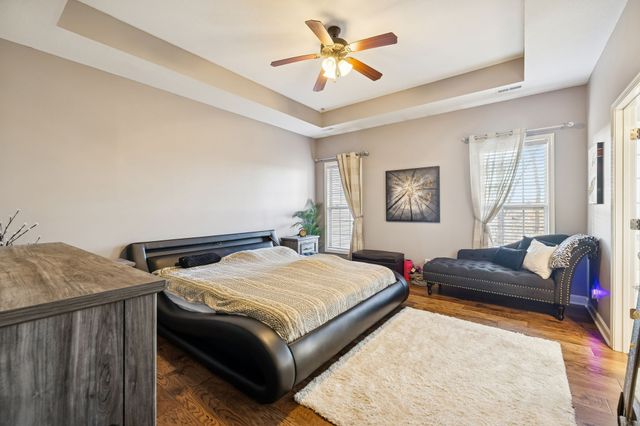 394 Heron Ridge Ct, Clarksville, TN 37040