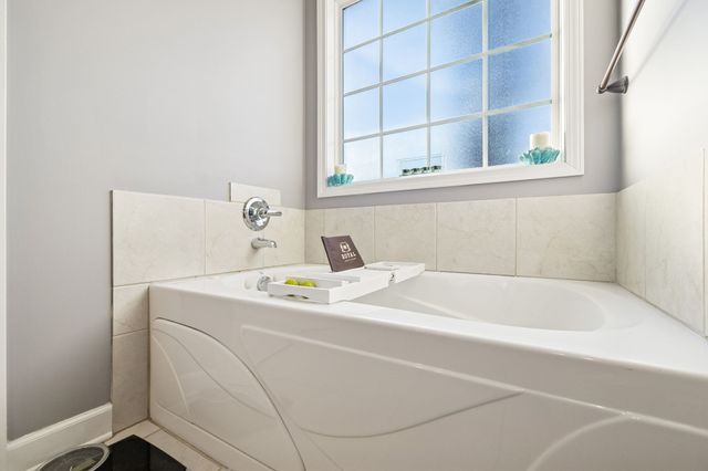 394 Heron Ridge Ct, Clarksville, TN 37040