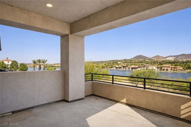 72 Bella Lago Avenue, Henderson, NV 89011