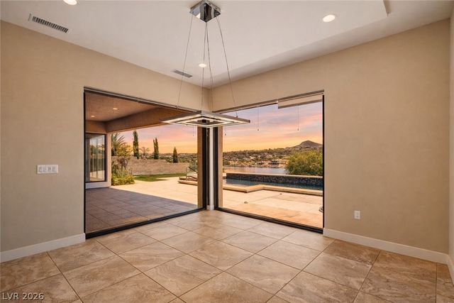 72 Bella Lago Avenue, Henderson, NV 89011