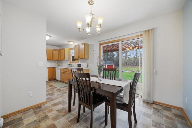 1409 Montclair Place, Fort Atkinson, WI 53538