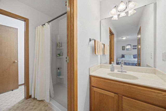 1409 Montclair Place, Fort Atkinson, WI 53538