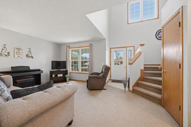 1409 Montclair Place, Fort Atkinson, WI 53538