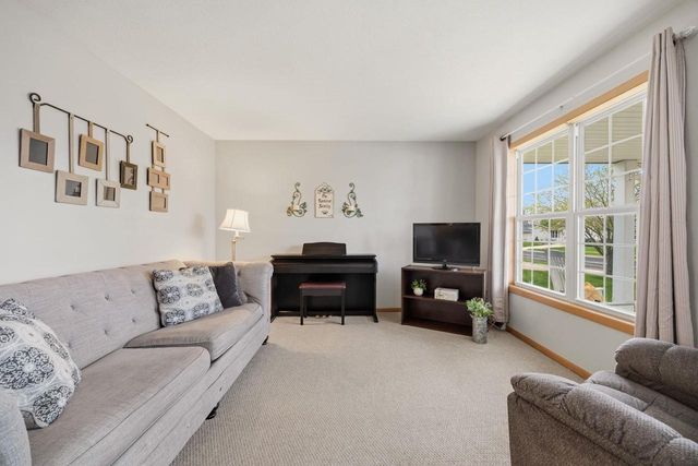1409 Montclair Place, Fort Atkinson, WI 53538