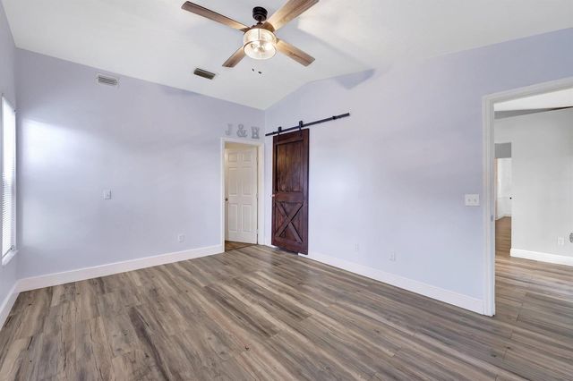654 SW Pueblo Terrace, Port St. Lucie, FL 34953