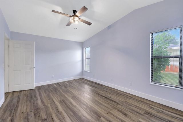 654 SW Pueblo Terrace, Port St. Lucie, FL 34953