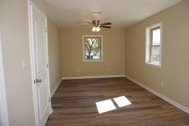 804 Linda Street, Bald Knob, AR 72010